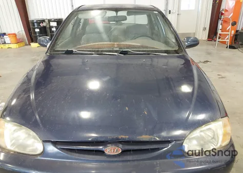 1998 Kia Sephia Ls z USA, uszkodzony, nr VIN KNAFB1216W5745702